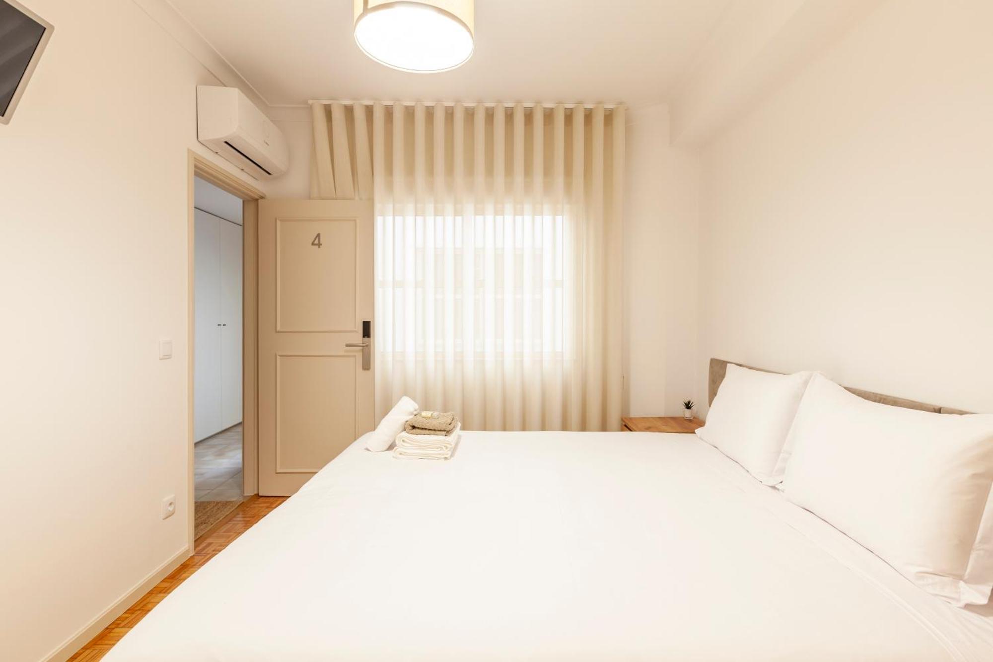 Rooms4You 2 In Historic Center Of บรากา ภายนอก รูปภาพ